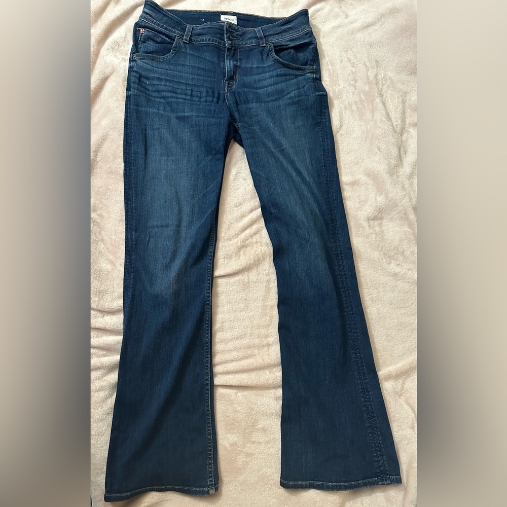 Hudson Signature Mid-Rise Bootcut Jeans Size 31